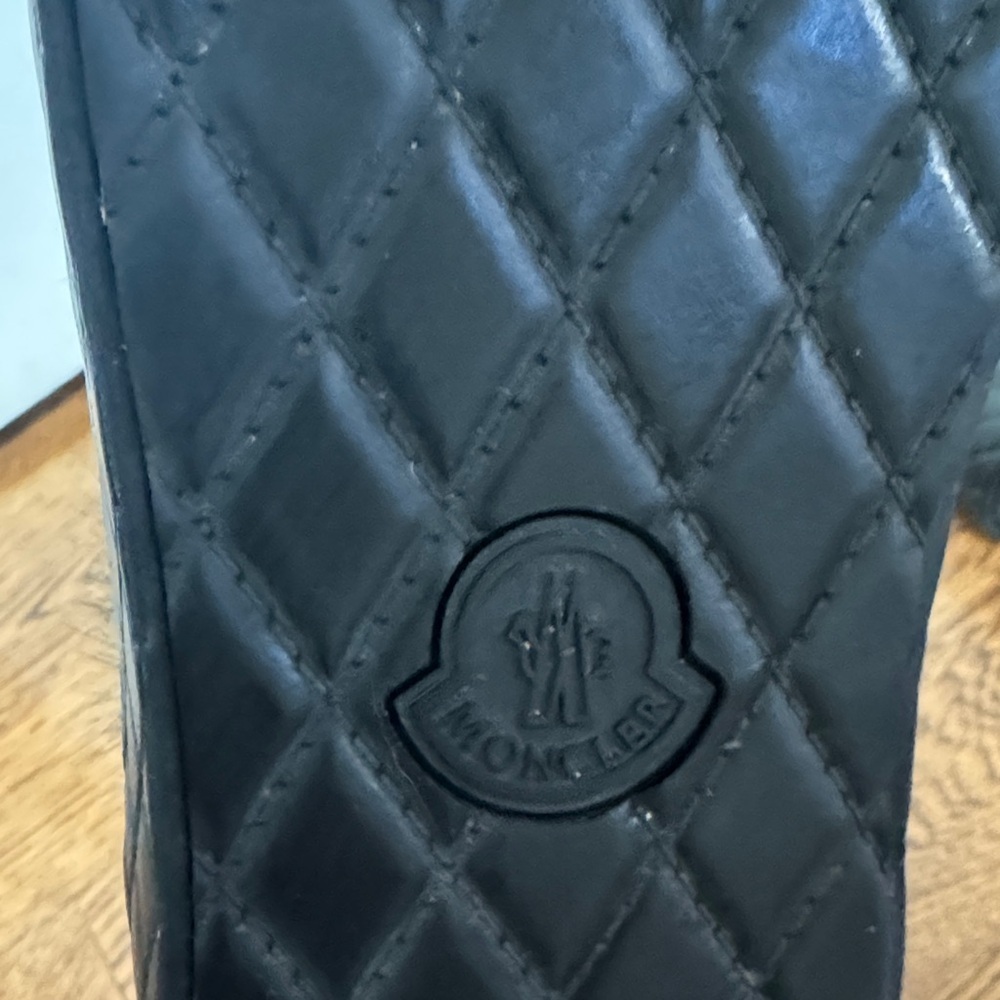 Moncler Zoelie Brown Suede and Fur Winter Boots $1100 - Picture 10 of 11